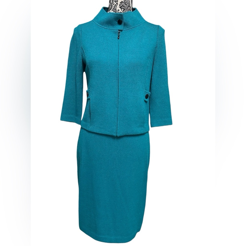 ❌SOLD❌ St. John Skirt Suit Sz 2